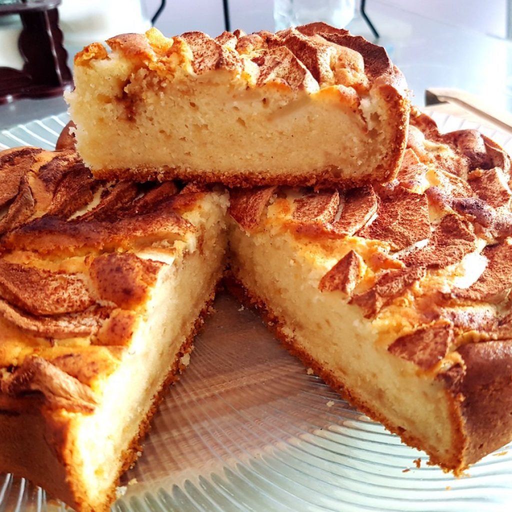 Elmalı Kremalı Kek Tarifi Nasıl Hazırlanır