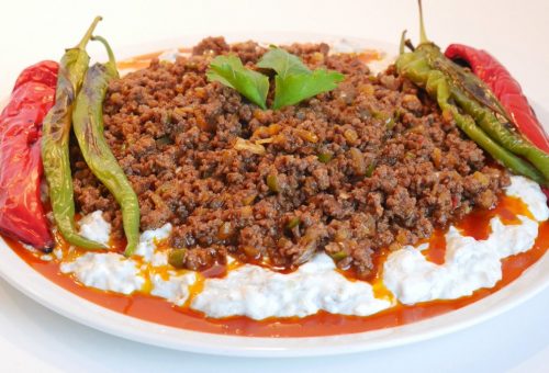 Kıymalı Alinazik Kebabı  Tarifi