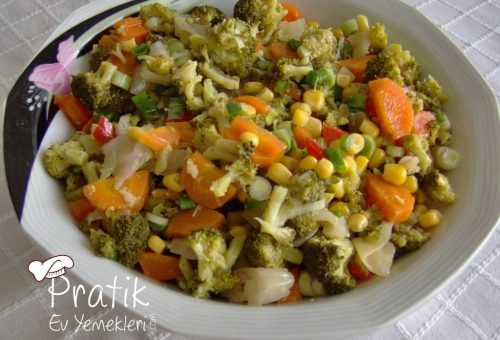 Brokoli Salatası