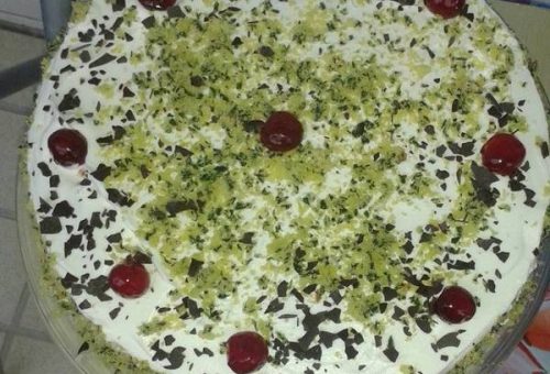 Ispanaklı Yaş Pasta