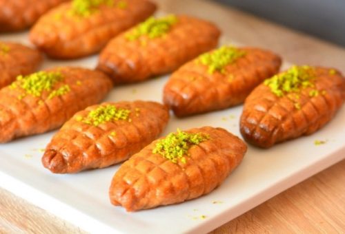 Şekli şahane, yanında çay bahane: Kalburabastı Tatlısı