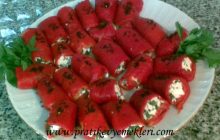 Peynirli Kırmızı Biber Sarma