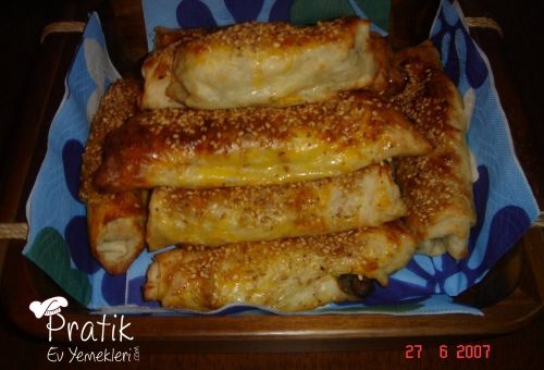 Kıymalı Börek