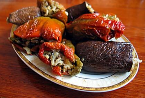 Kuru Patlıcan ve Biber Dolması
