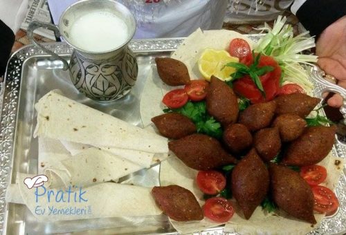 İçli Köfte Yapımı
