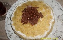 Meyveli Yaş Pasta