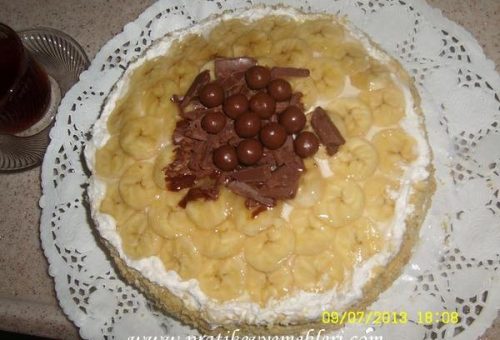 Meyveli Yaş Pasta