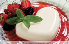 Jelatinsiz Panna Cotta Tarifi