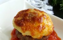 Püreli domates soslu köfte tarifi: Vazgeçilmeziniz olacak
