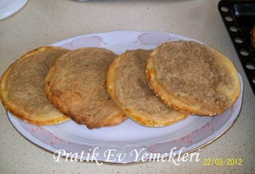 Tahinli Pide
