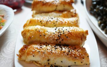 Tavuklu Börek Tarifi