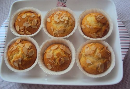 Üzümlü Muffin Tarifi